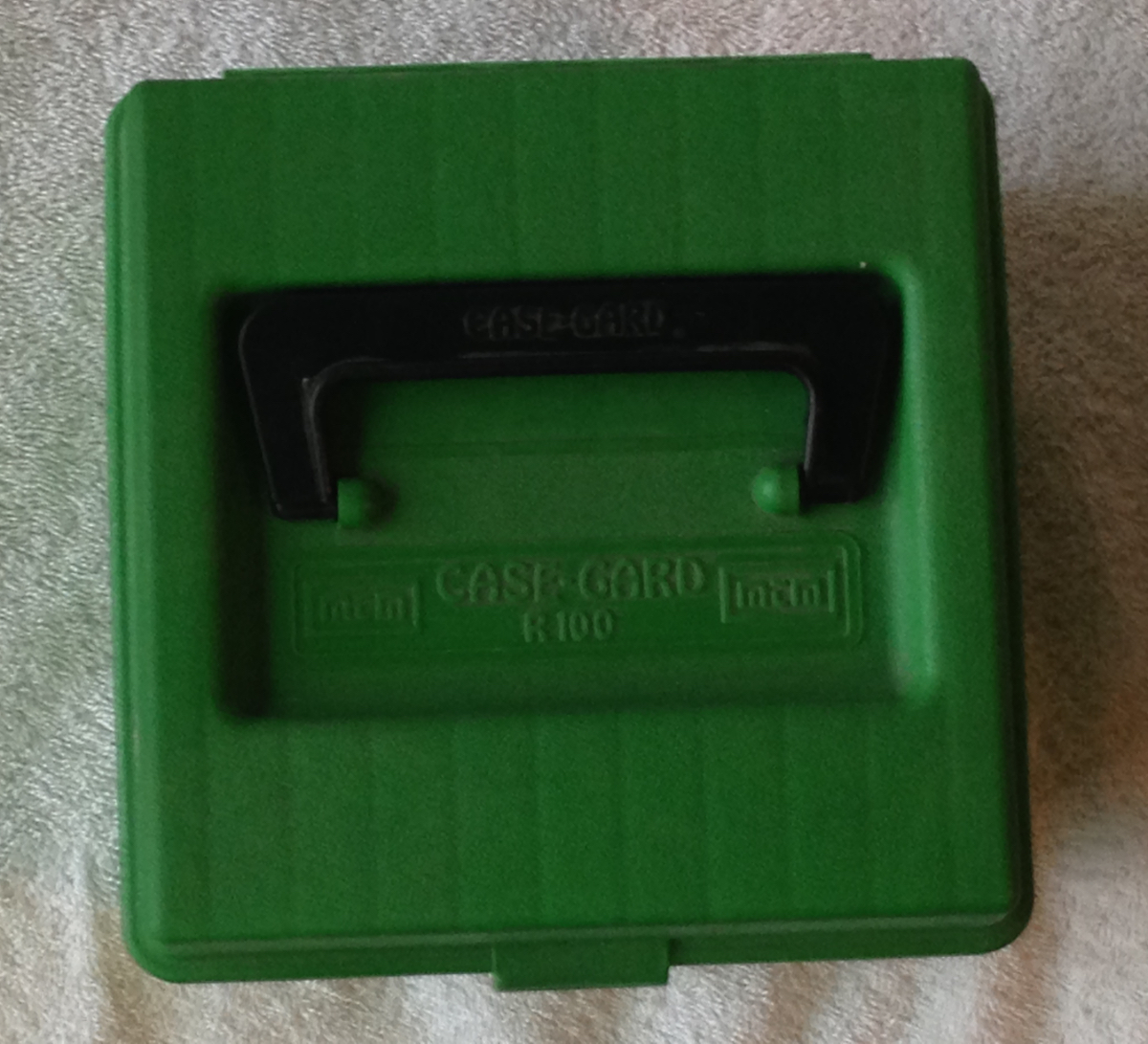 MTM CASEGARD R 100 R100 AMMO BOX GREEN USED WITH BLACK HANDLE HOLDS