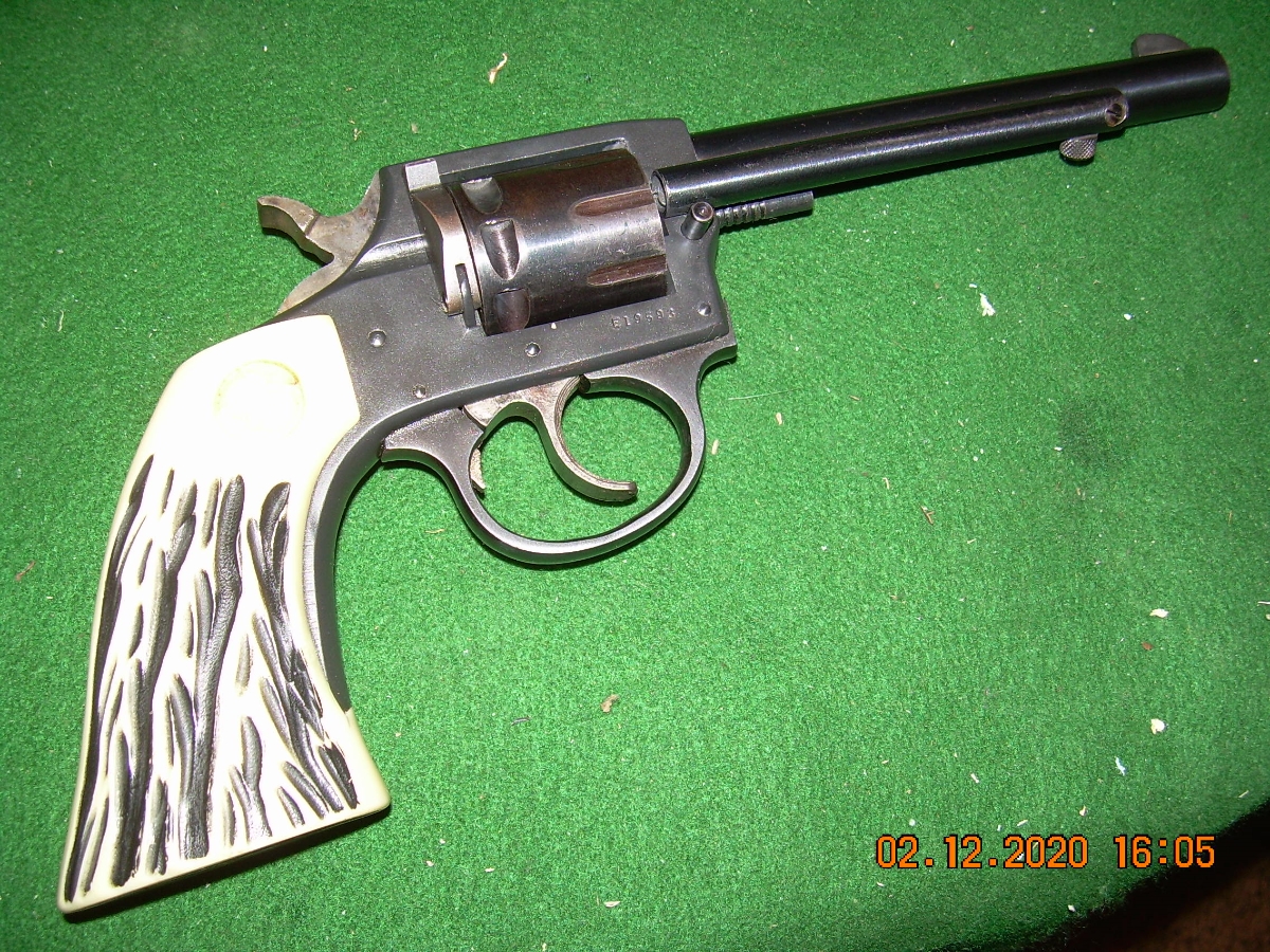 Iver Johnson Model 50 Sidewinder western style da/SA 22 cal revolver
