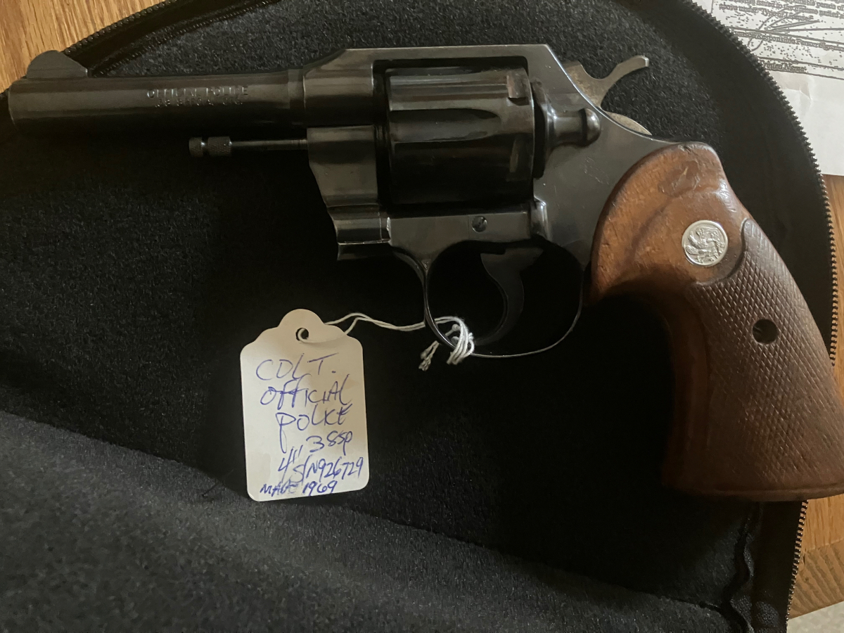 Colt OFFICIAL POLICE.38 SPECIAL NICE 17366564 - GunAuction.com